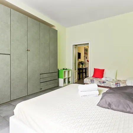 Cenisio & Sempione Cosy Flat Милан