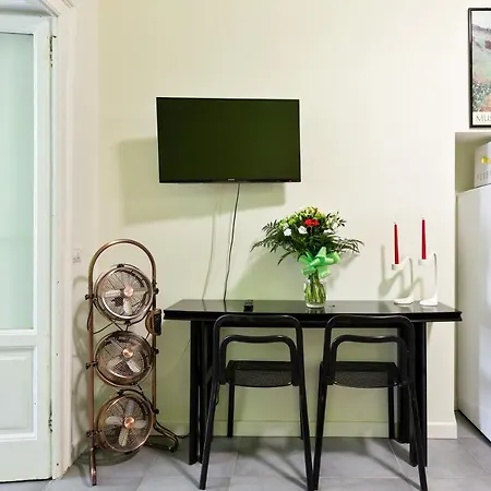 דירה Guesthost - Cenisio & Sempione Cosy Flat *