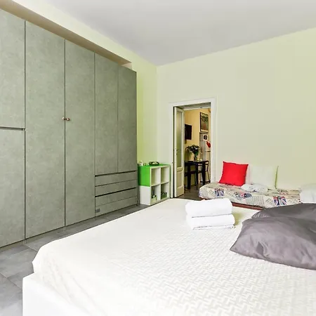 Guesthost - Cenisio & Sempione Cosy Flat מילאנו